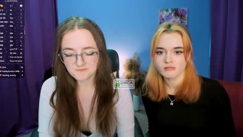 luna_berryy online show from January 20, 8:40 pm