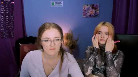 luna_berryy online show from January 21, 11:34 pm