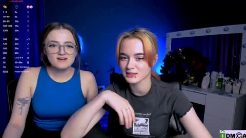 luna_berryy online show from January 30, 8:42 pm