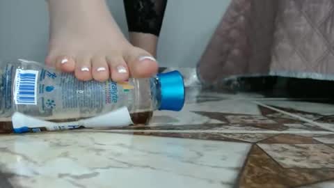 Luna--Blueberry online show from October 24, 4:09 am