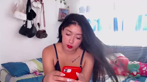 Luna charlotte95 online show from March 25, 10:05 pm