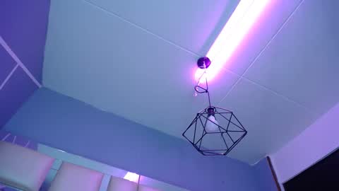 LUNA  online show from December 5, 10:12 am