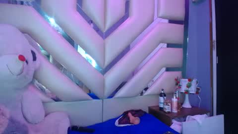 LUNA  online show from January 8, 9:21 am