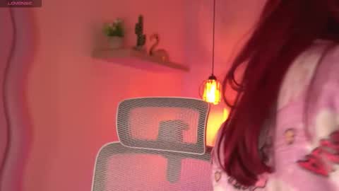 Snapshot of luna_cullen chatting on March 1, 4:42 pm Lunita online show from March 1, 4:42 pm