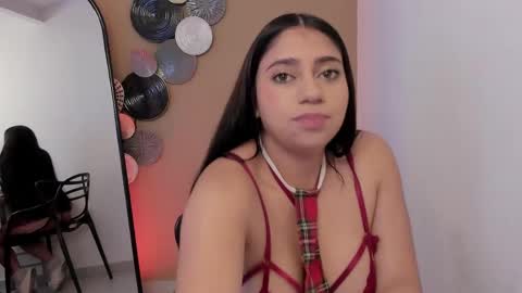 Snapshot of luna_cute14 chatting on May 31, 1:40 pm luna_cute14 online show from May 31, 1:40 pm