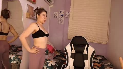 luna_desiree online show from July 8, 10:14 pm