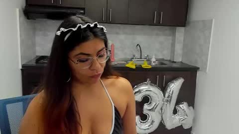 luna  online show from January 28, 2:21 pm