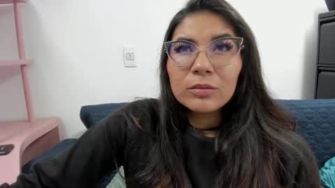 luna  online show from September 21, 11:23 am