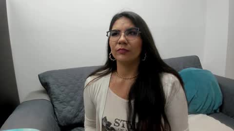 luna  online show from November 21, 11:20 am