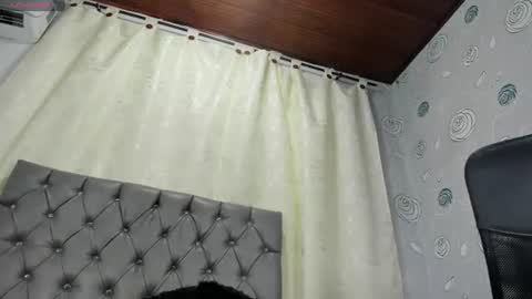 Snapshot of luna_evaa chatting on July 29, 2:37 pm Luna Eva online show from July 29, 2:37 pm