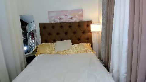 luna_harper13 online show from September 9, 12:05 pm