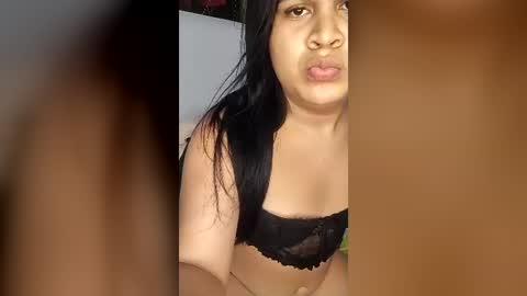 luna_hills15 online show from July 17, 6:24 pm