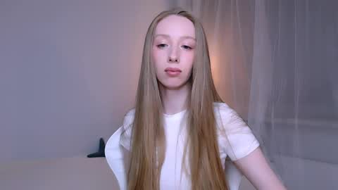 Luna online show from April 27, 10:52 pm