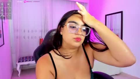 Snapshot of luna_jonnes1 chatting on July 21, 7:16 pm Luna online show from July 21, 7:16 pm
