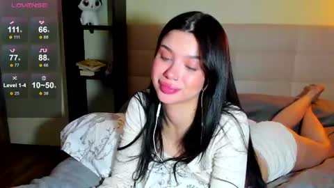 Hi everyone my name is Tina   online show from June 12, 1:26 am