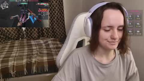 luna_loveeee online show from September 25, 5:22 am