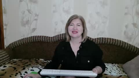 luna_lure11 online show from January 8, 6:43 pm