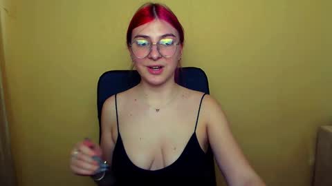 Snapshot of luna_lush_ chatting on February 27, 12:23 pm Luna online show from February 27, 12:23 pm
