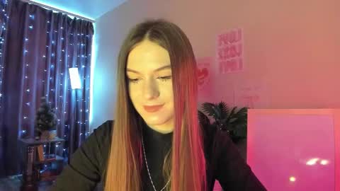 luna_lust_211 online show from March 15, 4:29 am