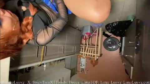 Luna Luuvz online show from June 13, 5:27 am