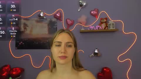 luna_nightfall online show from February 17, 9:54 pm