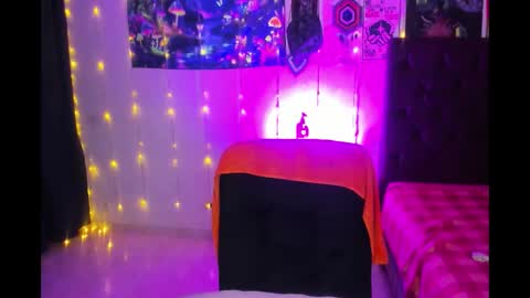 MISS LUNA  online show from January 7, 4:09 pm