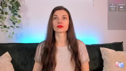 luna_smille online show from May 18, 7:14 am