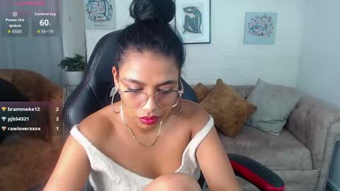 Luna online show from June 3, 2:33 pm