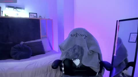 Luna online show from January 18, 1:15 pm