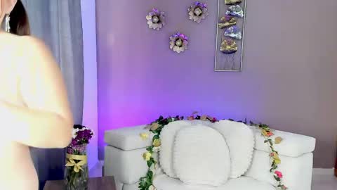 LUNA  online show from March 20, 10:03 pm