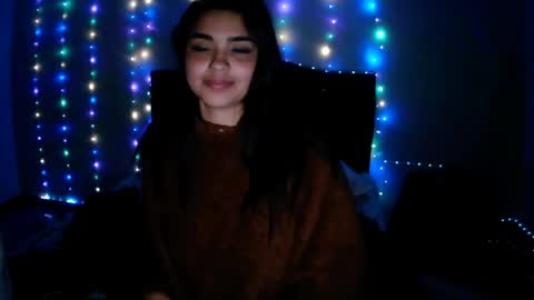 Snapshot of luna_velvet7 chatting on May 19, 3:24 am luna_velvet7 online show from May 19, 3:24 am