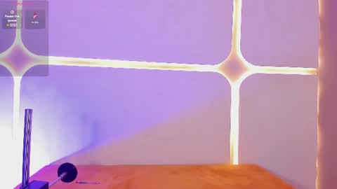 luna arias online show from August 5, 12:35 am