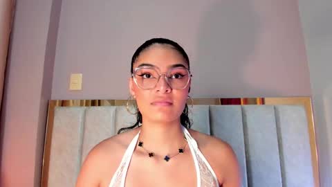 Luna Aspen online show from November 10, 6:07 pm