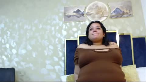 lunaavelvets online show from June 13, 1:09 pm