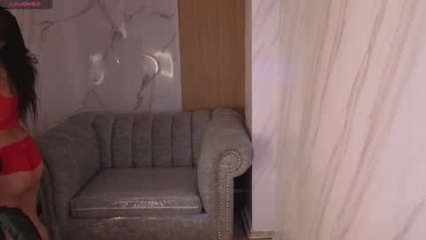 Lunafemme tf online show from March 27, 8:26 am