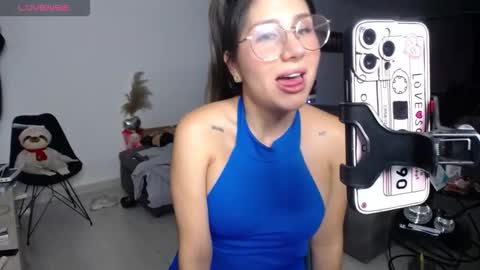 lunagardners online show from December 18, 3:45 am