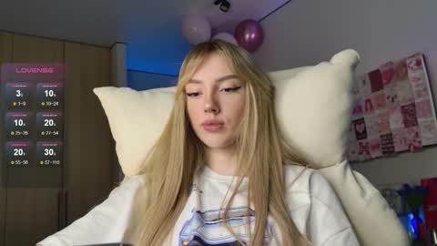 Luna online show from November 25, 11:16 pm