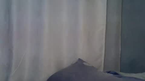 Snapshot of lunalove22_ chatting on October 4, 5:55 pm lunalove22_ online show from October 4, 5:55 pm