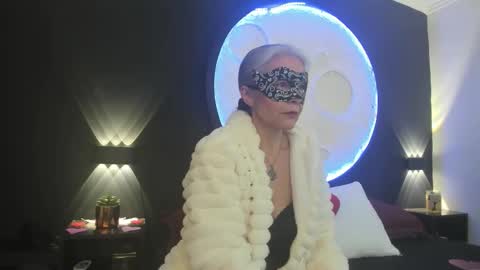 Snapshot of lunamisteriosa_ chatting on September 20, 11:55 am lunamisteriosa_ online show from September 20, 11:55 am