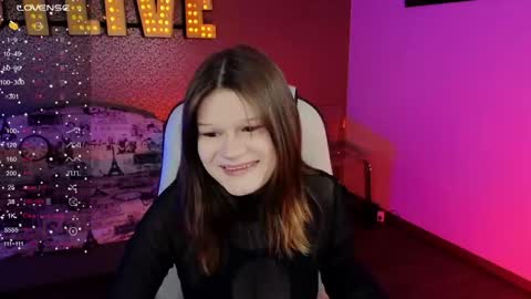 Snapshot of lunamytrend chatting on March 6, 12:01 pm Luna online show from March 6, 12:01 pm