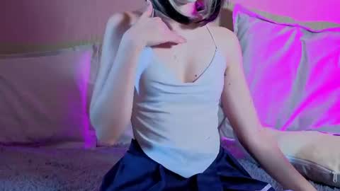 Luna online show from July 24, 2:26 pm