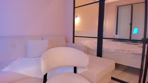 Aisha online show from February 6, 2:55 am