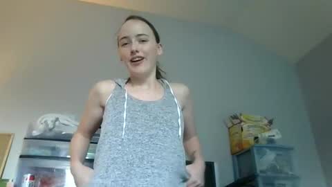 lunapixie2020 online show from May 9, 10:37 pm