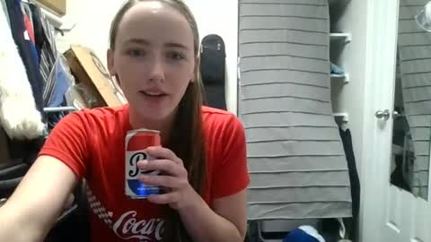 lunapixie2020 online show from May 18, 3:24 am