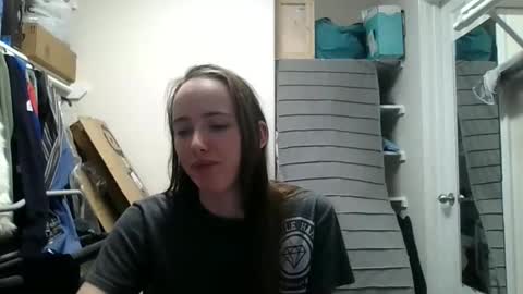 lunapixie2020 online show from May 18, 11:32 pm