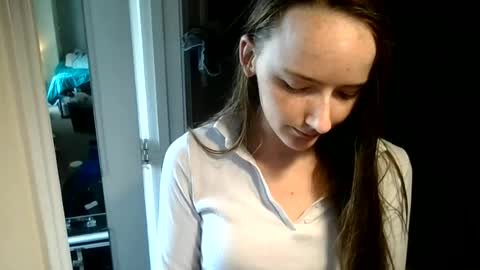 lunapixie2020 online show from June 24, 8:41 pm