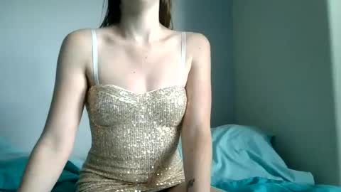 lunapixie2020 online show from June 26, 11:31 pm