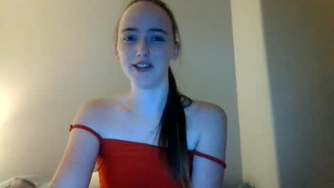 lunapixie2020 online show from July 2, 3:23 am