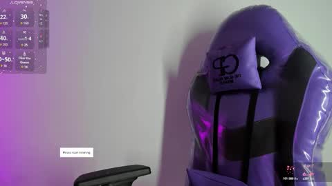 Luna  online show from October 12, 3:11 pm