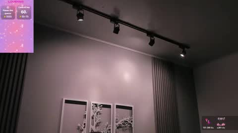 Luna  online show from November 21, 8:07 pm